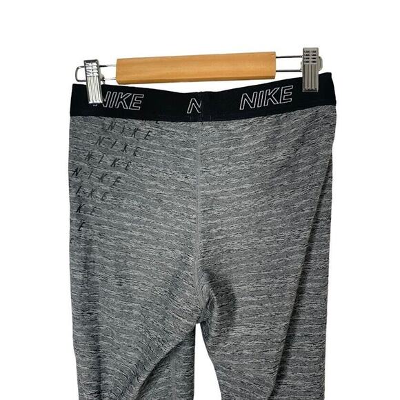 Nike Dri Fit Crop Athletic Leggings Womens Small Grey Black Logo Active - Picture 4 of 8